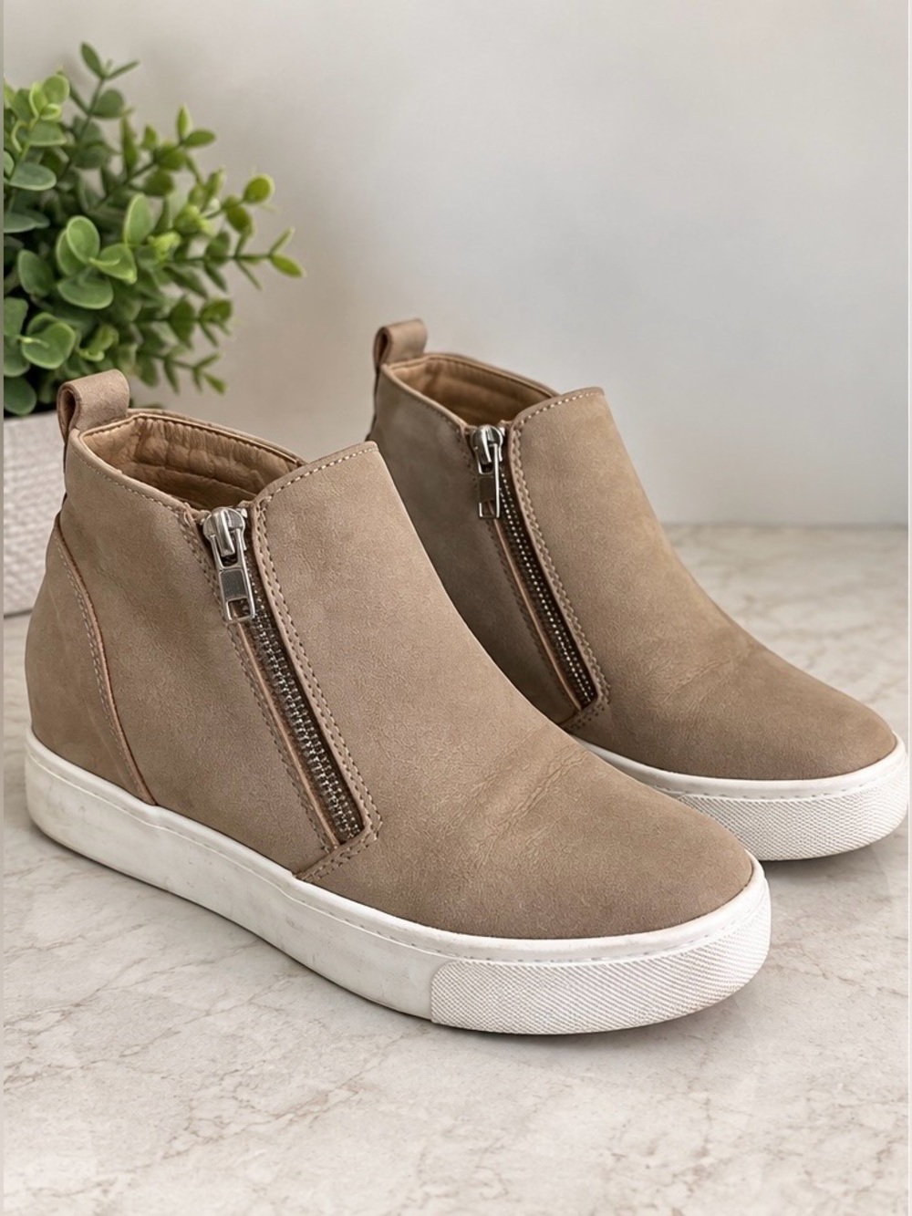 Soda Taylor Hidden Wedge Sneaker Booties – Tan/Taupe